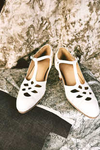 民国大小姐mystique复古镂空白色旗袍，单鞋粗跟女凉鞋古董新中式