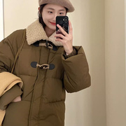 韩国牛角扣短款羽绒服女冬季韩版宽松显瘦小个子羊羔毛领加厚外套