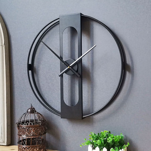 北欧极简挂钟客厅简约时钟，铁艺个性创意，现代时尚轻奢静音装饰钟表