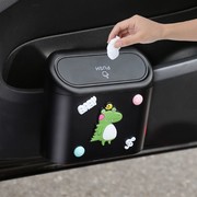 车载垃圾桶创意卡通公仔车内收纳用品车门挂式多功能防水储物用品