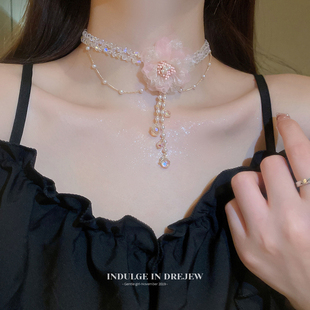 粉色花朵珍珠项链，女款2024多巴胺流苏chocker项圈，锁骨脖颈链