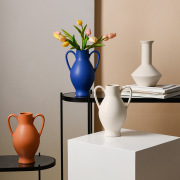 纯色双耳陶瓷花瓶，简约北欧酒店样板房，家居客厅卧室装饰工艺品摆件