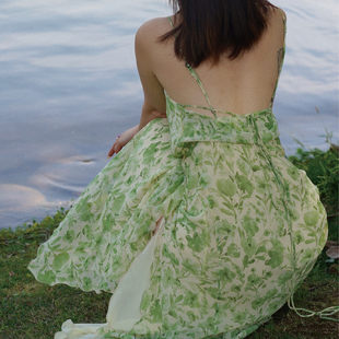 sibleu法式夏日绿色碎花荡领系带灵动飘逸连衣裙