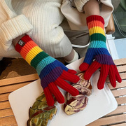 毛线手套女冬季韩版彩虹撞色漏两指触屏针织手套加厚保暖护手腕潮