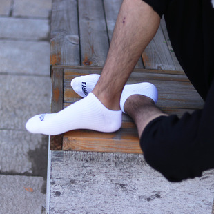 4双装纯棉男士袜子潮男白袜子(白袜子，)舒适透气吸汗运动船袜学生字母短袜