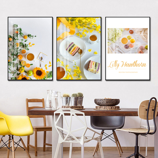 餐厅装饰画饭厅墙面，挂画餐馆厨房餐桌背景三联画现代花卉水果壁画
