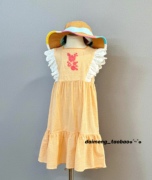 100-140码出口韩夏款女童，黄色细格方领刺绣，蕾丝拼接无袖连衣裙