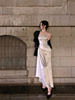 名媛珍珠白色连衣裙，2024法式性感，丝滑荡领吊带裙收腰露背长裙