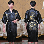 男中国风仿真丝龙纹睡袍新郎结婚礼服，丝绸刺绣龙袍短中袖浴袍黑色