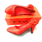 婚鞋红色女新娘鞋中跟6cm结婚鞋上轿鞋婚宴敬酒红鞋子低帮鞋大码