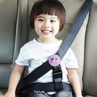 儿童安全带调节固定器汽，车用宝宝防勒脖，简易座椅护肩套辅助限位器