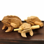 泰国蛙木头发声吉祥蟾蜍摆件，实木手工艺雕刻青蛙家居饰品创意