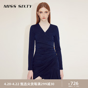 misssixty2023冬季连衣裙，女v领不规则褶皱，收腰显瘦优雅气质