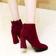 磨砂皮短靴网红款尖头高跟女靴酒红色粗跟真皮系带马丁靴及裸踝靴