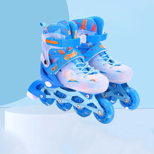 儿童男女套装溜冰鞋单排直排pu轮旱冰鞋，专业全闪可调节轮滑鞋