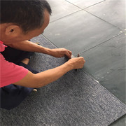 软底pvc方块地毯纯色胶水，铺设胶贴银灰色，深灰色蓝色绿色拼接地毯