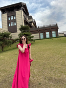 蒋哇塞 小众设计感玫粉色连衣裙2023夏季无袖宽松荷叶边长裙