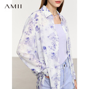 amii2024夏通勤(夏通勤)风，宽松中长抽象印花梭织，前短后长雪纺衫女上衣