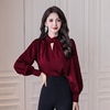 衬衫女设计感小众2021年缎面红色礼服韩版立领镂空灯笼袖长袖