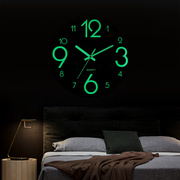 夜光挂钟卧室静音钟表，家用客厅时尚简约网红创意个性北欧时钟挂墙