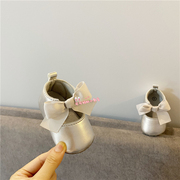 秋季0一1岁布底女宝宝皮鞋6-12个月幼儿公主婴儿单鞋室内学步鞋