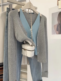 灰色v领不规则假两件针织开衫女春季毛衣，外套显瘦短款上衣小个子