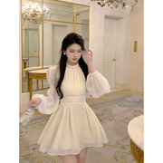 白色雪纺泡泡袖连衣裙女2024春季法式收腰短裙气质温柔风裙子
