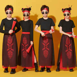 雪龙吟舞蹈服六一儿童演出服囯潮芒种，少年郎古典扇子中小学生运动