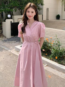 2024夏季法式粉色连衣裙收腰系带v领显瘦一片式设计感长裙女