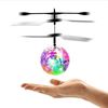 感应飞行器七彩球直升飞机儿童玩具，充电耐摔感应悬浮遥控飞机室内