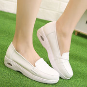 春季女鞋白色护士鞋坡跟中跟真皮鞋子小白鞋单鞋工作鞋职业鞋浅口