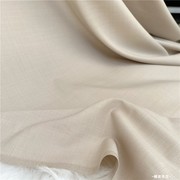 日本进口清新卡其色白色精纺羊毛，色织抗皱西装，马甲裤子设计师布料