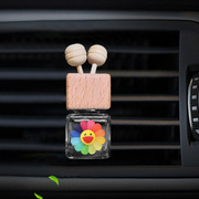 太阳花汽车出风口香水夹空瓶创意向日葵汽车香水瓶夹可爱车内饰品