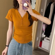 时尚V领纽扣短袖T恤女2023夏季气质洋气小衫百搭修身显瘦上衣