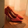 秋冬加绒古典优雅气质红色高跟鞋，婚鞋秀禾蕾丝网纱尖头细跟
