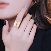 蝴蝶结玉髓戒指小众设计高级感仿黄金开口可调节指环时尚手饰品