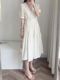 糖安妮米白色一片式连衣裙女夏季长裙蛋糕裙v领a字气质遮肉雪纺