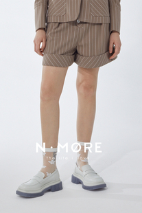 n·more设计师品牌丝绒可可条纹，a字卷边短裤遮肉显瘦摩登复古风