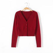 法式复古v领红色针织开衫，外套女秋冬网红束腰小短款毛衣披肩