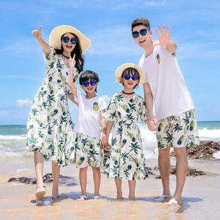 海边度假亲子装一家三口母女装沙滩裙高端雪纺连衣裙洋气长裙女宝