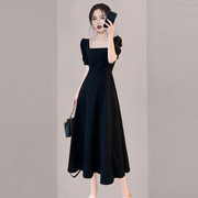 黑色连衣裙女夏2023法式复古方领收腰显瘦气质泡泡袖长款裙子