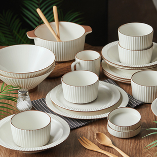 驼背雨奶奶家用日式纯白餐具陶瓷饭碗面碗平盘创意碗碟随意搭配