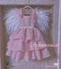 儿童时装秀环保服装粉红色，气泡膜手工，制作连衣裙亲子演出服舞台