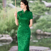 改良低领旗袍绿色，修身长款女复古中国风，老上海日常生活装连衣裙