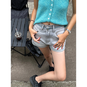 高腰牛仔短裤女2024年夏季复古显瘦修身直筒休闲裤卷边热裤
