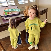 女童秋装套装2023韩版洋气女宝宝时髦运动卫衣可爱卡通两件套