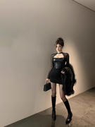 黑色网纱皮质拼接长袖连衣裙女装，冬季收腰紧身包臀裙纯欲风短裙子