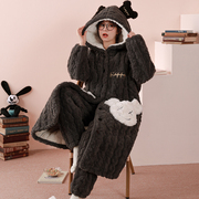 珊瑚绒冬季睡袍女加绒加厚三层夹棉连帽，睡衣法兰绒家居服两件套装