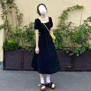 早初春法式茶歇桔梗赫本风黑色连衣裙子夏季女装2024年