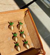 天然翡翠随型小萝卜耳钉个性时尚，耳环9k黄金定制国风创意文创饰品